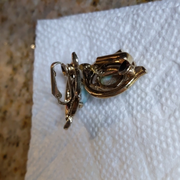 Vintage Sarah Coventry Earrings Faux Turquoise Pea - Picture 8 of 13
